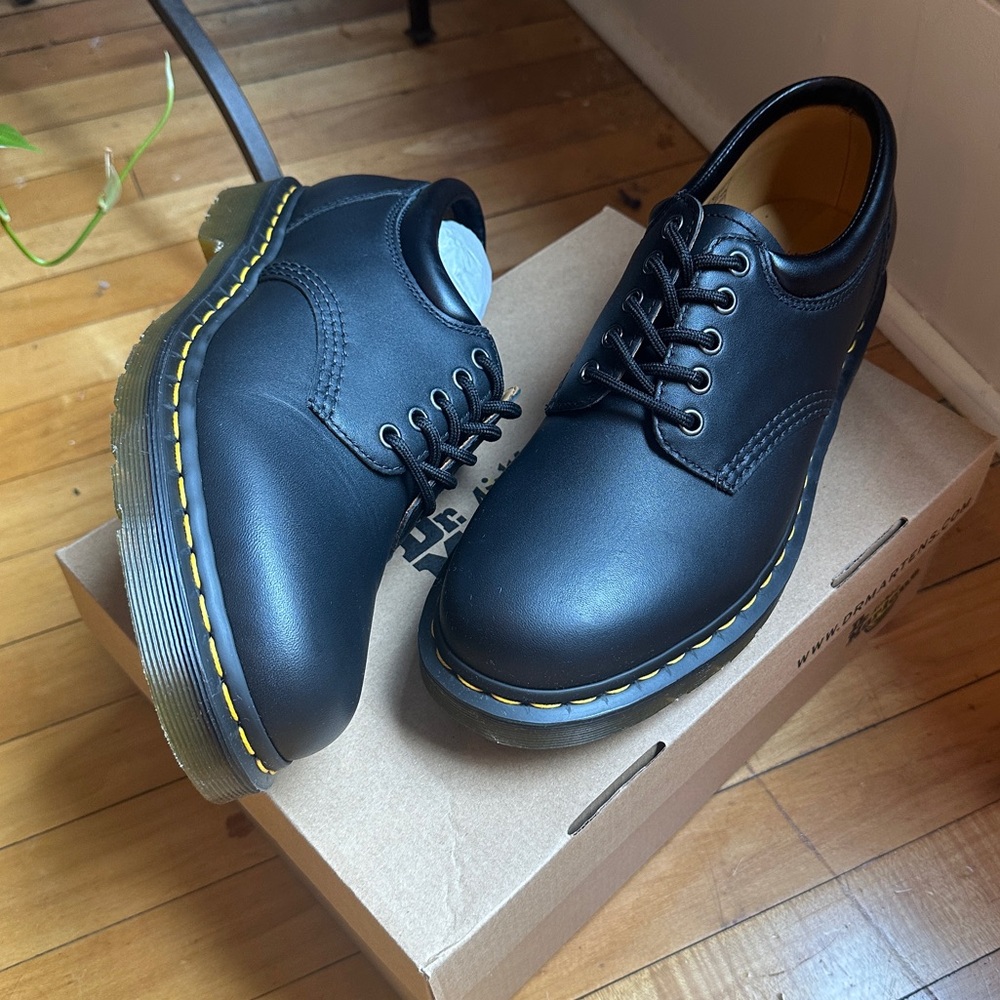 Men’s Dr. Martens Lace Up Black Docs 8063 Nappa Core UK 10 US 12